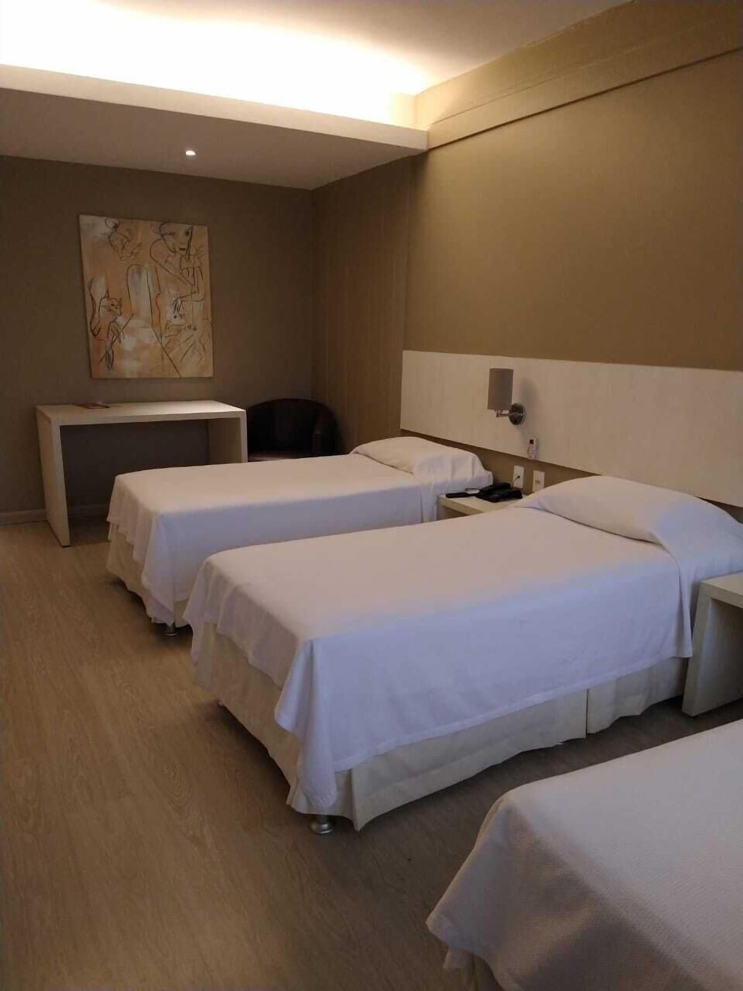 Hotel Manta Πελότας Εξωτερικό φωτογραφία