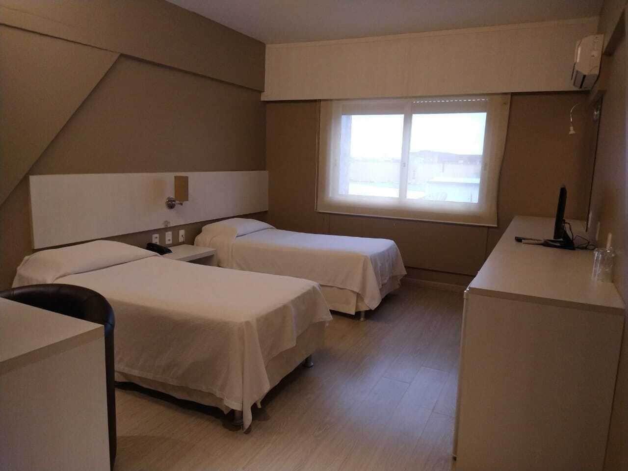 Hotel Manta Πελότας Εξωτερικό φωτογραφία