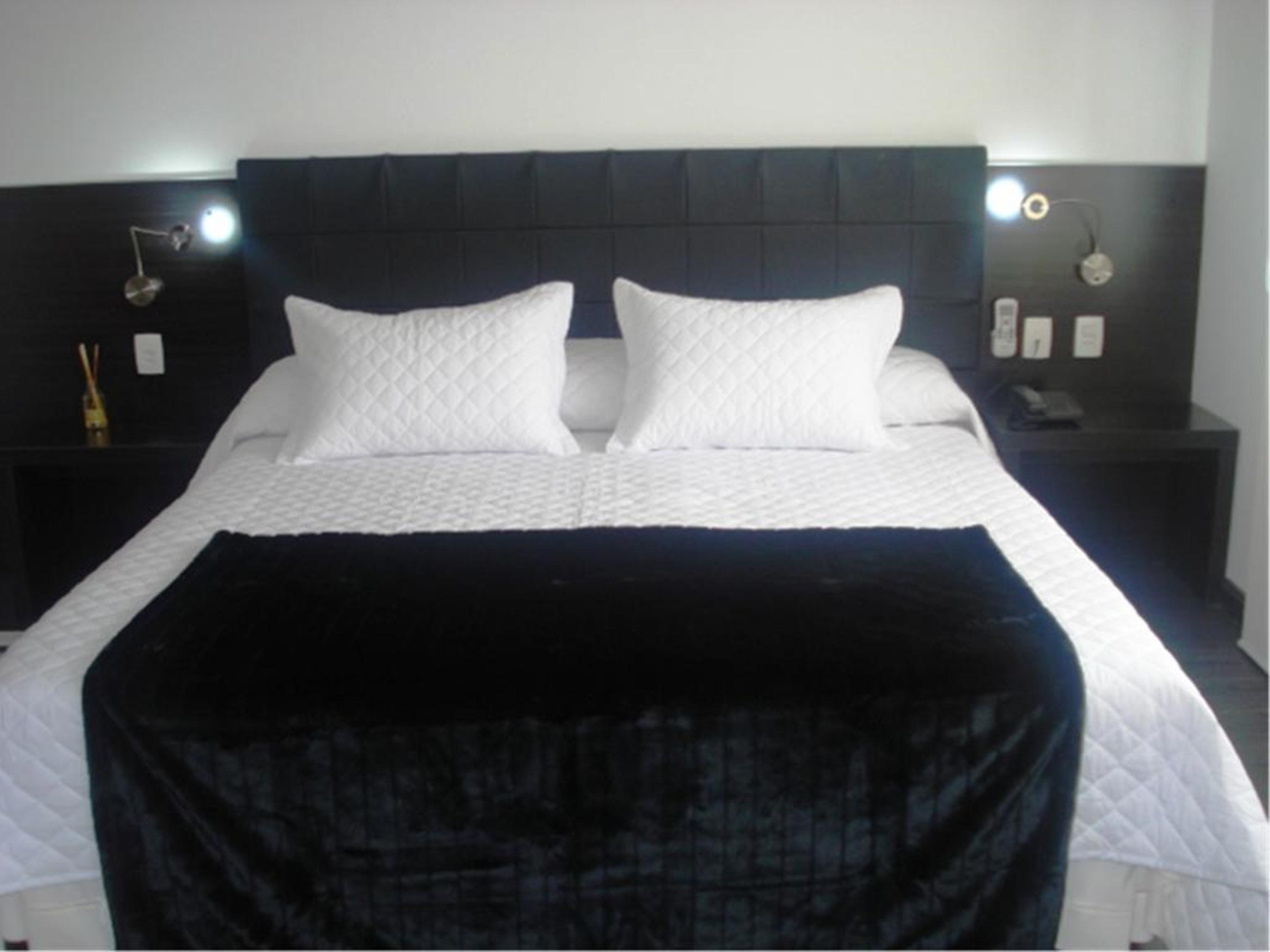 Hotel Manta Πελότας Εξωτερικό φωτογραφία