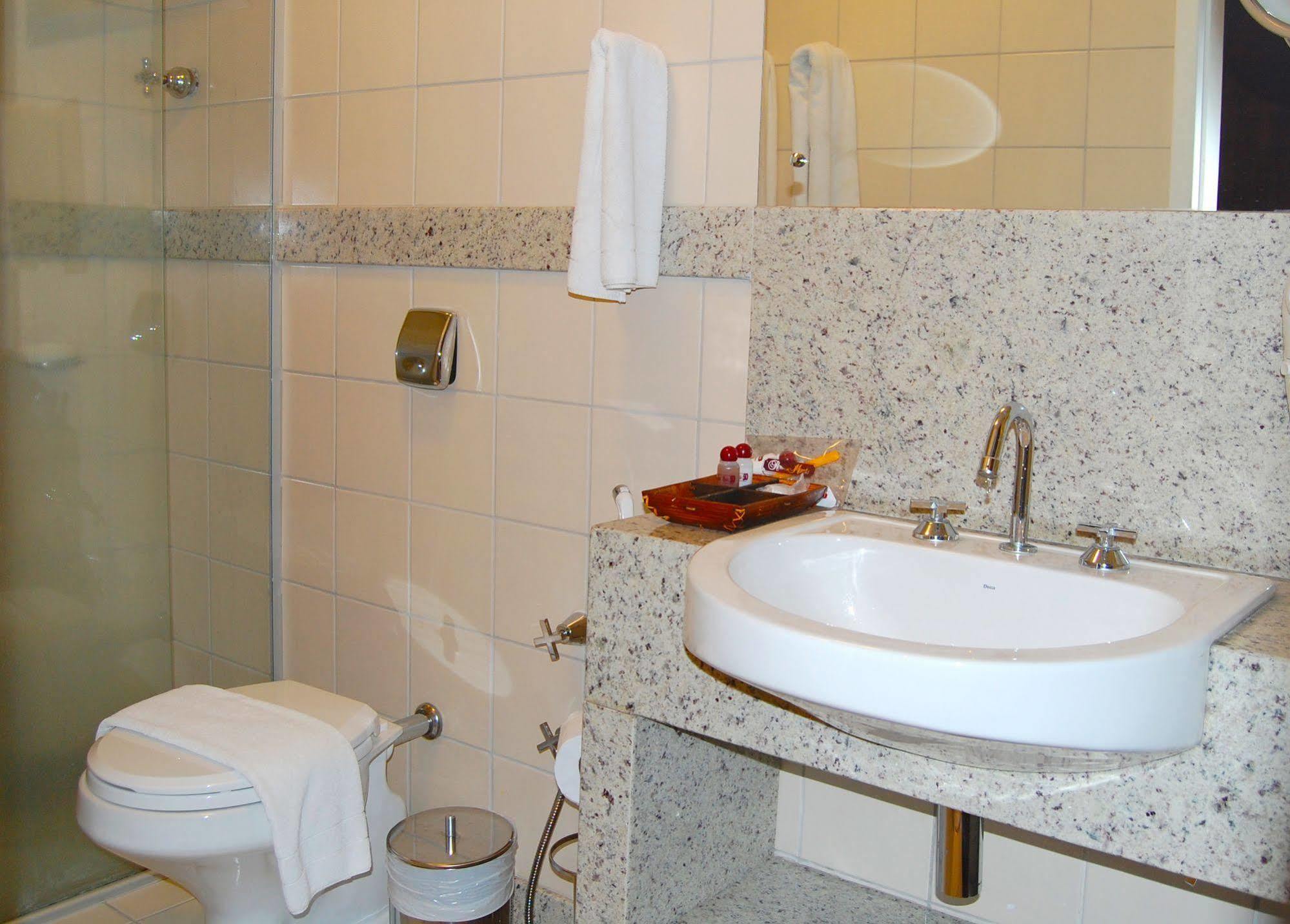 Hotel Manta Πελότας Εξωτερικό φωτογραφία